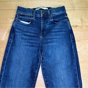 AYR dark wash jeans size 28 great condition